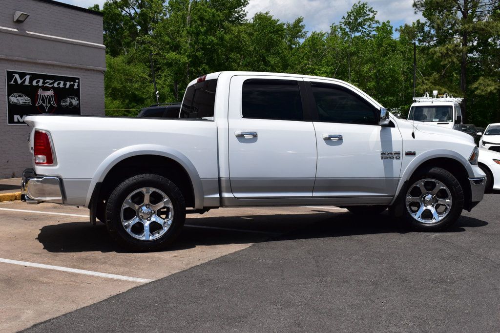 2016 Ram 1500 4WD Crew Cab 140.5" Laramie - 22839310 - 3