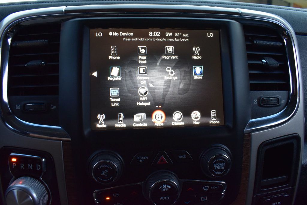 2016 Ram 1500 4WD Crew Cab 140.5" Laramie - 22839310 - 39