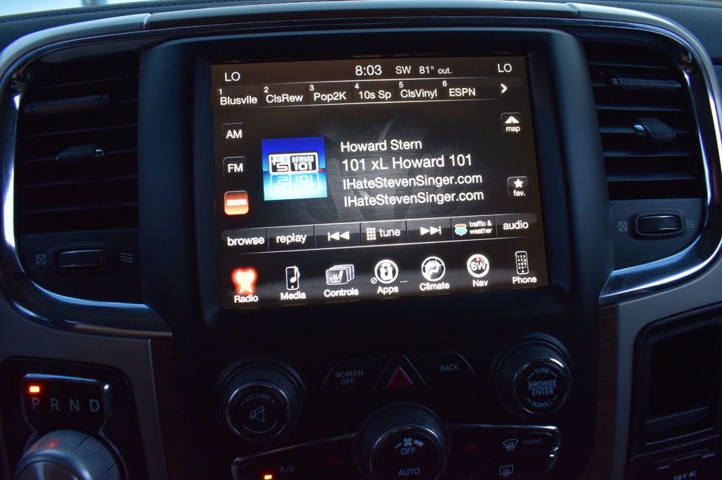 2016 Ram 1500 4WD Crew Cab 140.5" Laramie - 22839310 - 44