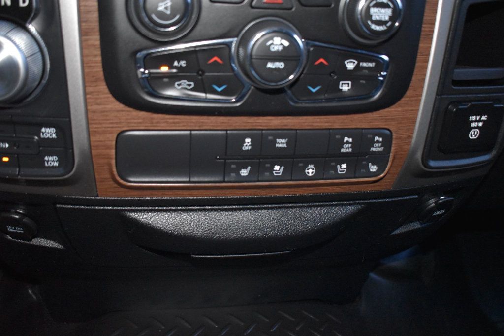2016 Ram 1500 4WD Crew Cab 140.5" Laramie - 22839310 - 52
