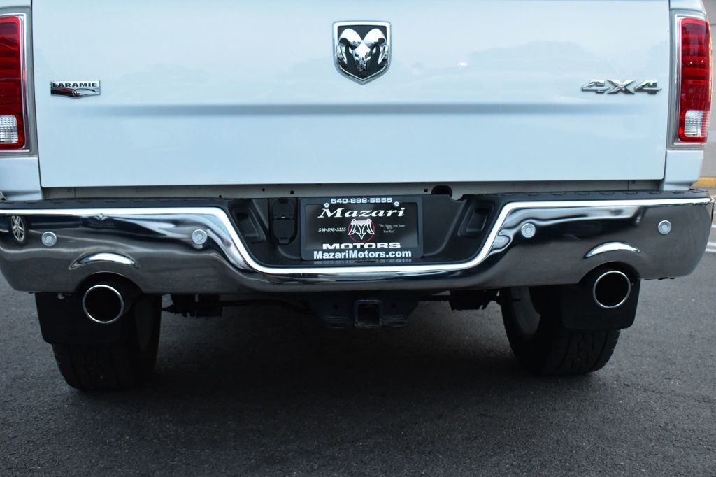 2016 Ram 1500 4WD Crew Cab 140.5" Laramie - 22839310 - 66