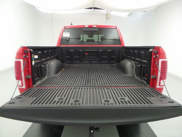 2016 Ram 1500 4WD Crew Cab 140.5" Laramie - 15400145 - 9