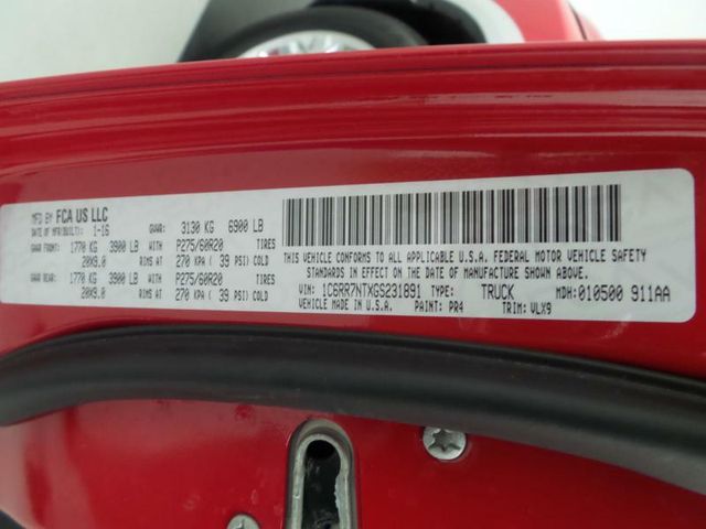 2016 Ram 1500 4WD Crew Cab 140.5" Laramie - 15400145 - 10