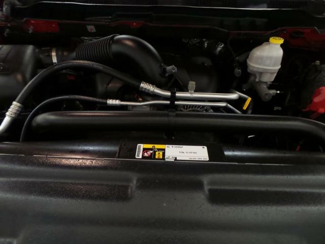 2016 Ram 1500 4WD Crew Cab 140.5" Laramie - 15400145 - 8