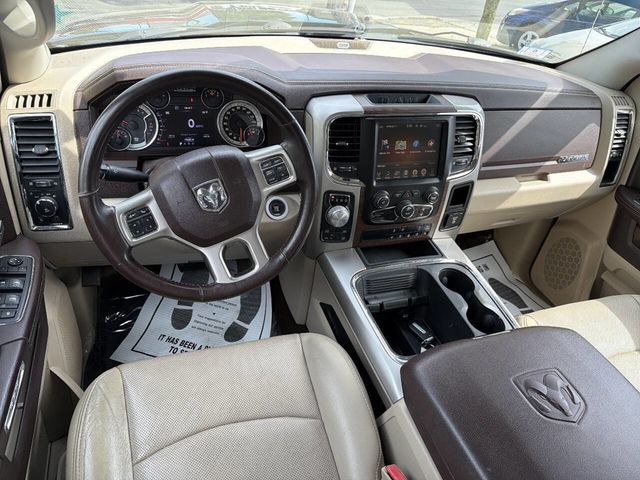 2016 Ram 1500 4WD Crew Cab 140.5" Laramie - 23036799 - 13