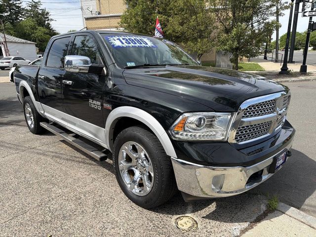 2016 Ram 1500 4WD Crew Cab 140.5" Laramie - 23036799 - 2
