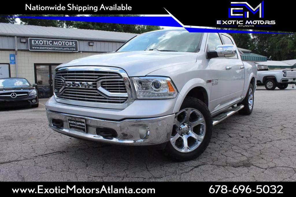 2016 Ram 1500 4WD Crew Cab 140.5" Laramie - 22397523 - 0