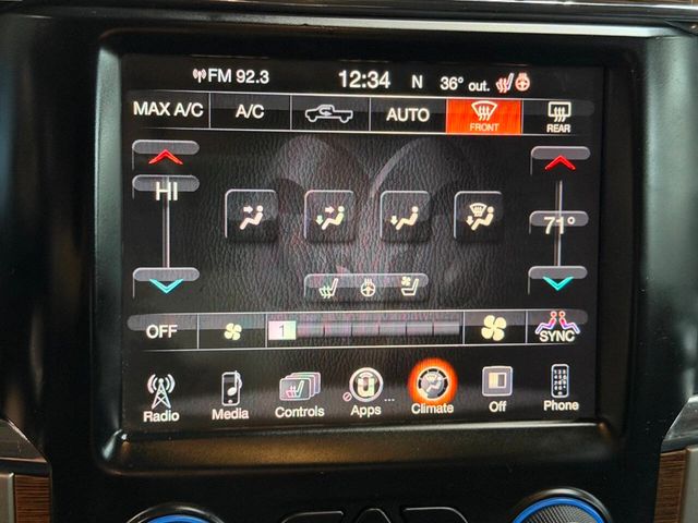 2016 Ram 1500 4WD Crew Cab 140.5" Laramie - 22982595 - 34