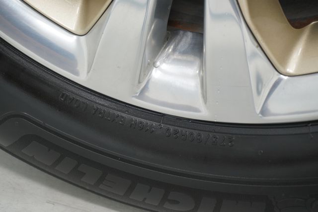 2016 Ram 1500 4WD Crew Cab 140.5" Longhorn - 23000877 - 29