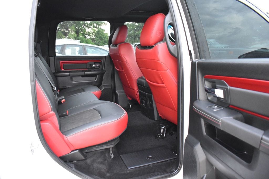 2016 Ram 1500 4WD Crew Cab 140.5" Rebel - 23067852 - 20
