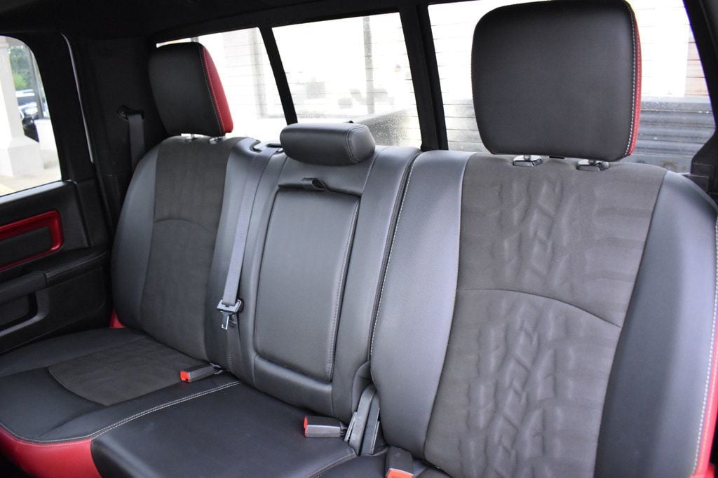2016 Ram 1500 4WD Crew Cab 140.5" Rebel - 23067852 - 22
