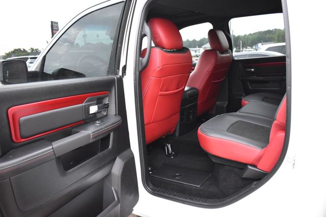 2016 Ram 1500 4WD Crew Cab 140.5" Rebel - 23067852 - 23