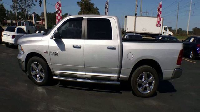 2016 Ram 1500 4WD Crew Cab 140.5" SLT - 22637340 - 4