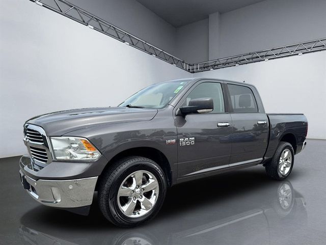 2016 Ram 1500 4WD Crew Cab 140.5" SLT - 23033904 - 10
