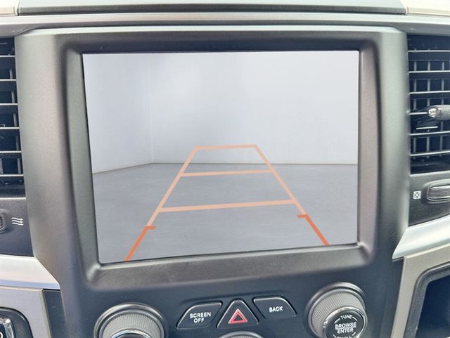 2016 Ram 1500 4WD Crew Cab 140.5" SLT - 23033904 - 16