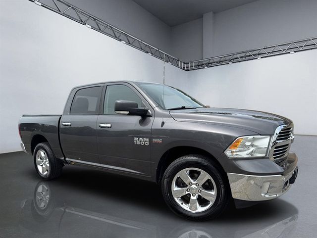 2016 Ram 1500 4WD Crew Cab 140.5" SLT - 23033904 - 24