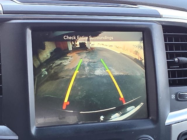 2016 Ram 1500 4WD Crew Cab 140.5" SLT - 22982681 - 12