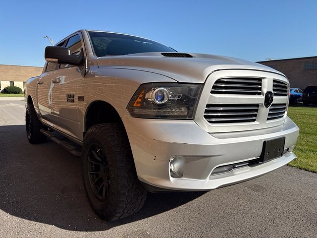 2016 Ram 1500 4WD Crew Cab 140.5" Sport - 23099155 - 8