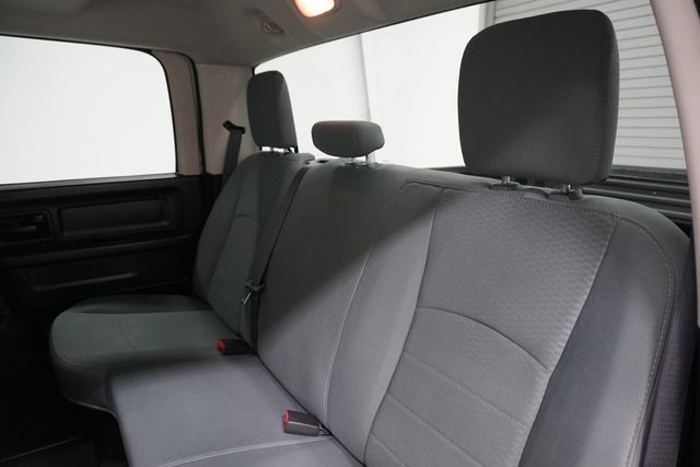 2016 Ram 1500 4WD Crew Cab 140.5" Tradesman - 22968888 - 9