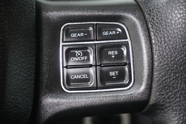 2016 Ram 1500 4WD Crew Cab 140.5" Tradesman - 22968888 - 12