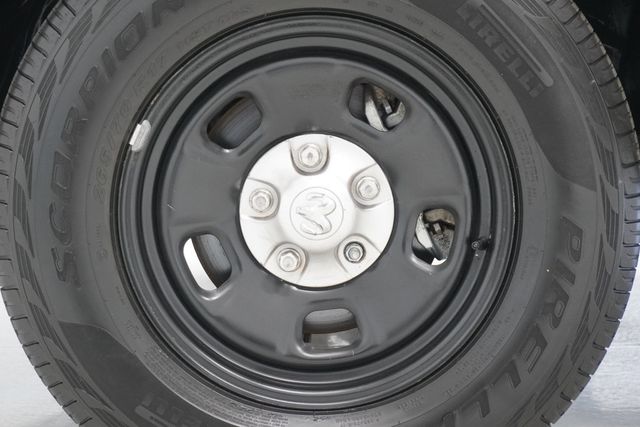 2016 Ram 1500 4WD Crew Cab 140.5" Tradesman - 22968888 - 21