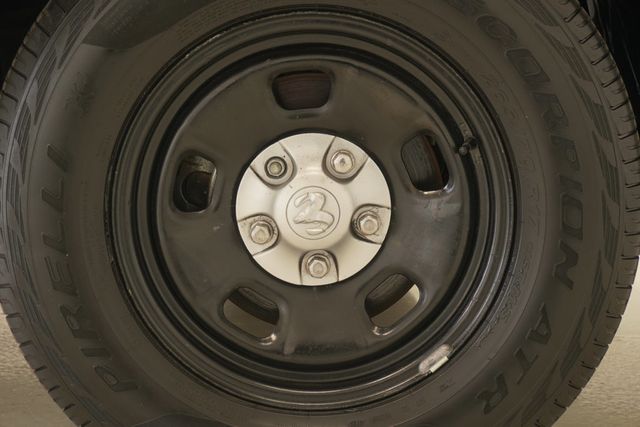 2016 Ram 1500 4WD Crew Cab 140.5" Tradesman - 22968888 - 27