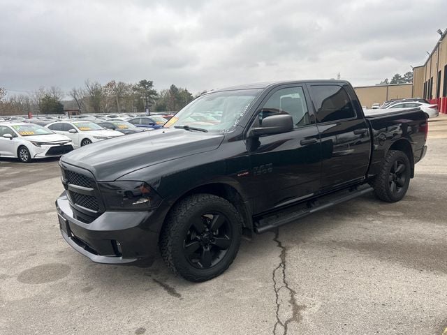 2016 Ram 1500 4WD Crew Cab 140.5" Tradesman - 22956040 - 2