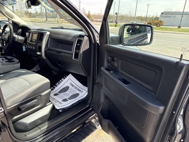 2016 Ram 1500 4WD Crew Cab 140.5" Tradesman - 23006143 - 10