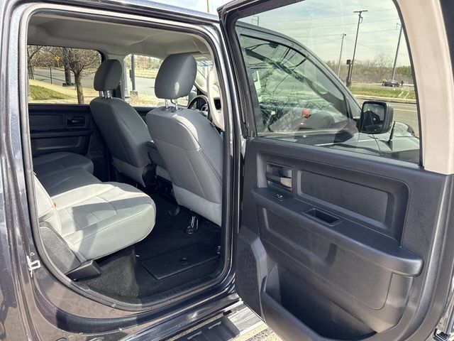 2016 Ram 1500 4WD Crew Cab 140.5" Tradesman - 23006143 - 12