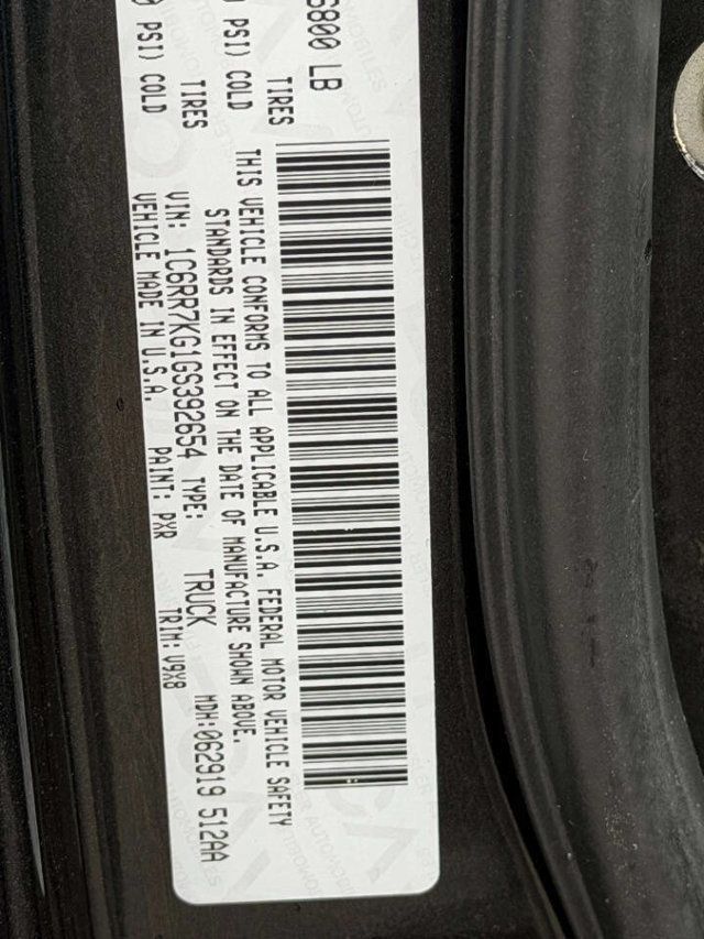 2016 Ram 1500 4WD Crew Cab 140.5" Tradesman - 22993941 - 18