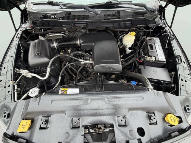 2016 Ram 1500 4WD Crew Cab 140.5" Tradesman - 22993941 - 27