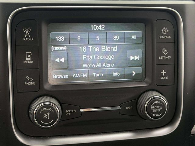 2016 Ram 1500 4WD Crew Cab 140.5" Tradesman - 22993941 - 34