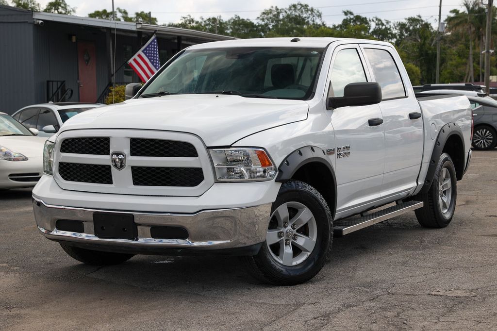 2016 Ram 1500 4WD Crew Cab 140.5" Tradesman - 23023680 | Video 1
