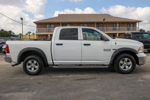 2016 Ram 1500 4WD Crew Cab 140.5" Tradesman - 23023680 - 15