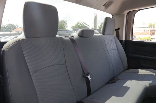 2016 Ram 1500 4WD Crew Cab 140.5" Tradesman - 23023680 - 16