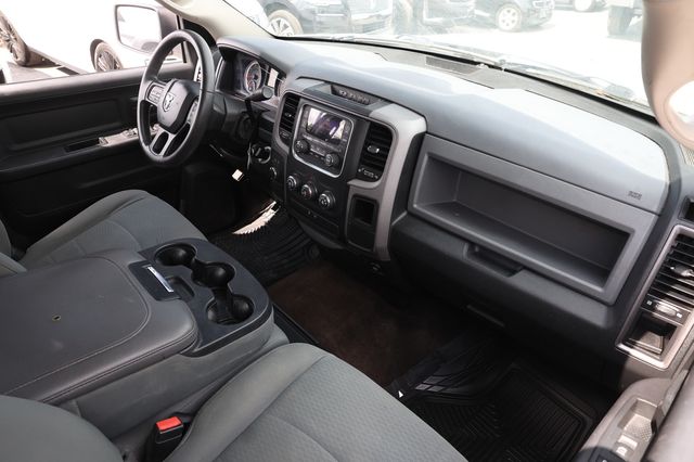 2016 Ram 1500 4WD Crew Cab 140.5" Tradesman - 23023680 - 20