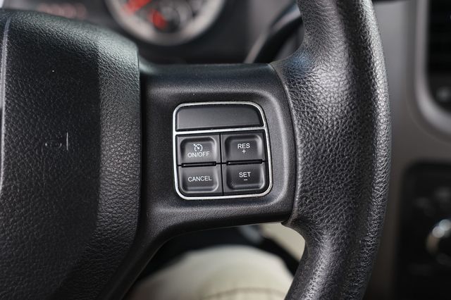 2016 Ram 1500 4WD Crew Cab 140.5" Tradesman - 23023680 - 28