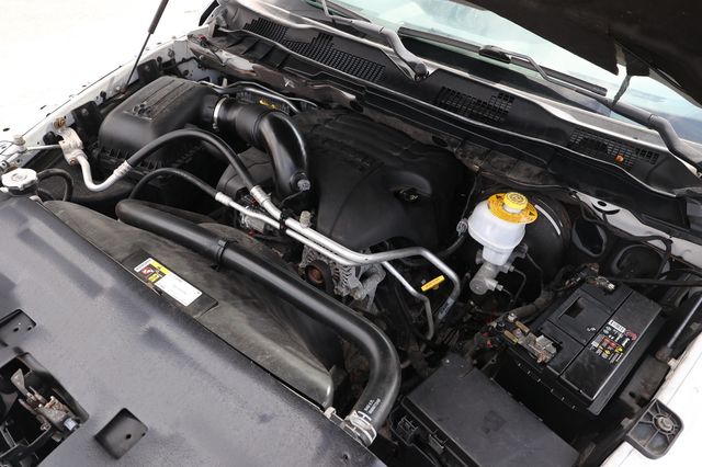 2016 Ram 1500 4WD Crew Cab 140.5" Tradesman - 23023680 - 45