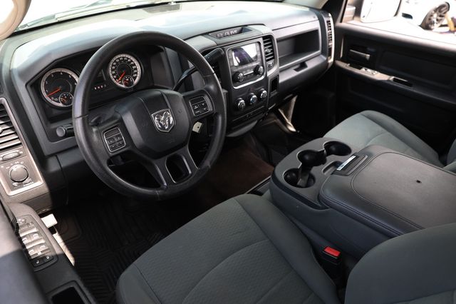 2016 Ram 1500 4WD Crew Cab 140.5" Tradesman - 23023680 - 5