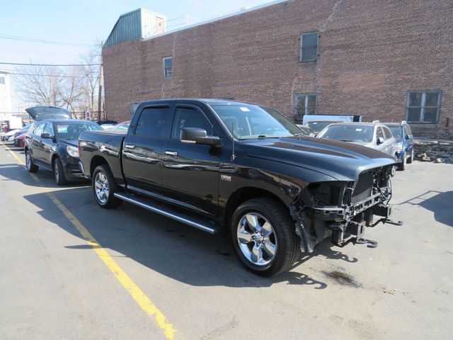 2016 Ram 1500 4WD Crew Cab 149" Big Horn - 22797496 - 7