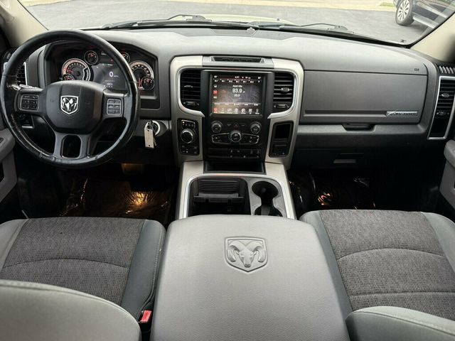 2016 Ram 1500 4WD Crew Cab 149" Big Horn - 23094168 - 1