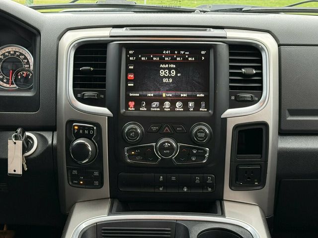 2016 Ram 1500 4WD Crew Cab 149" Big Horn - 23094168 - 21
