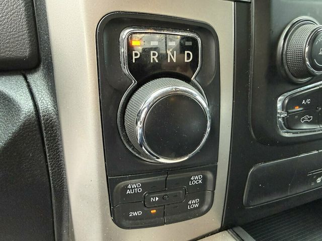 2016 Ram 1500 4WD Crew Cab 149" Big Horn - 23094168 - 27