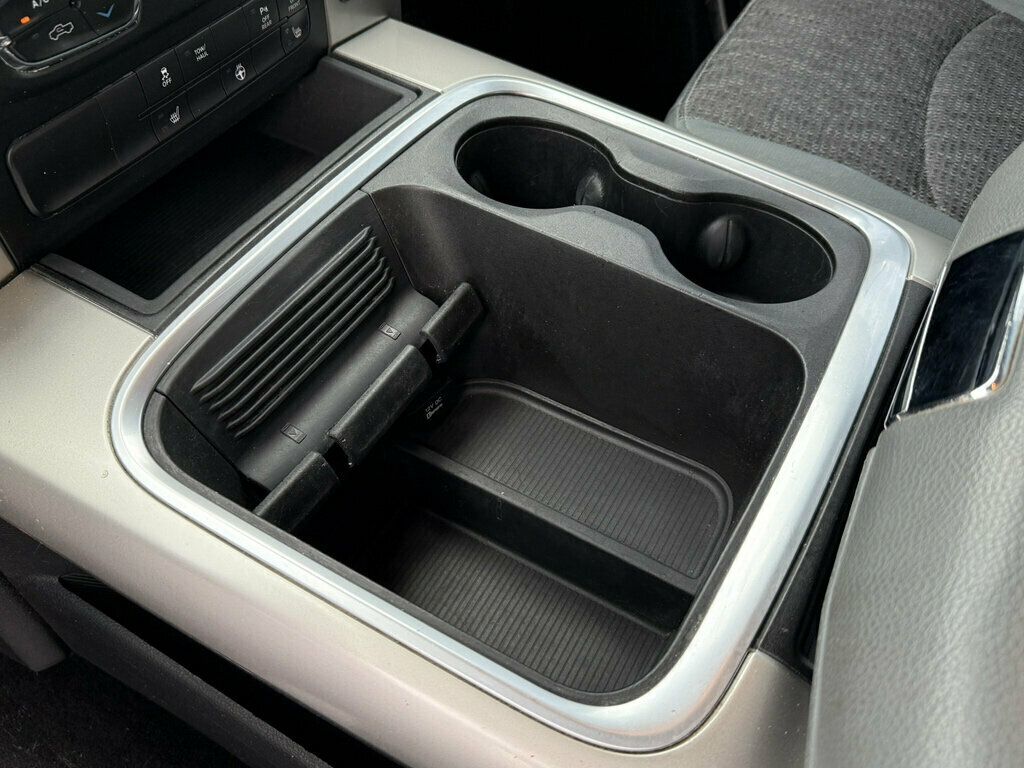 2016 Ram 1500 4WD Crew Cab 149" Big Horn - 23094168 - 28