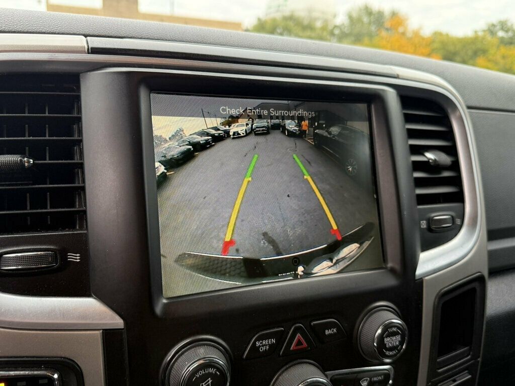 2016 Ram 1500 4WD Crew Cab 149" Big Horn - 23094168 - 2