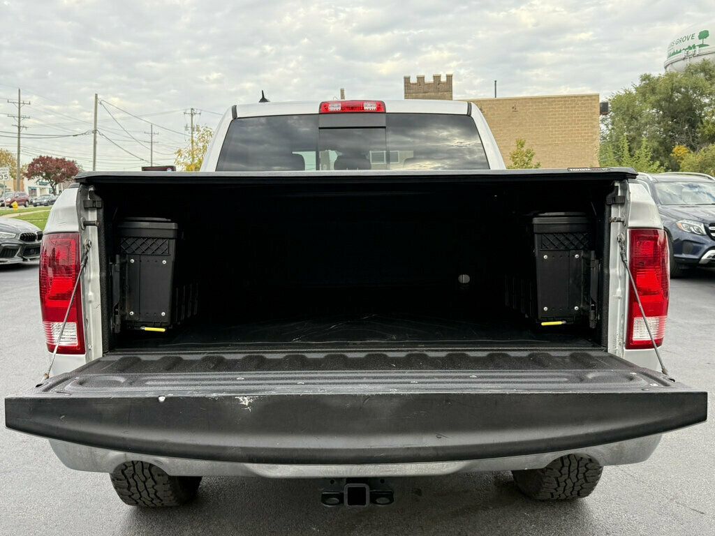 2016 Ram 1500 4WD Crew Cab 149" Big Horn - 23094168 - 32