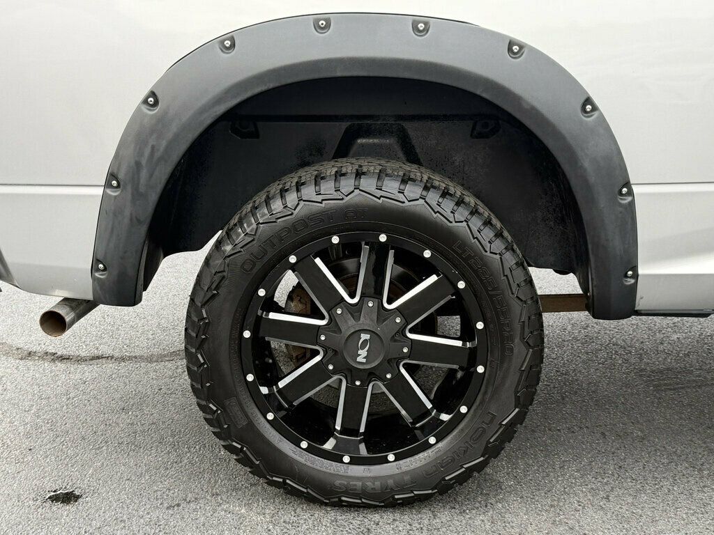 2016 Ram 1500 4WD Crew Cab 149" Big Horn - 23094168 - 36