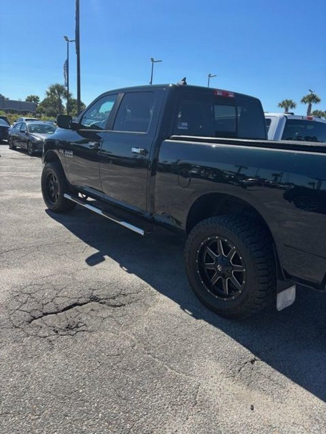 2016 Ram 1500 4WD Crew Cab 149" Big Horn - 22948682 - 2