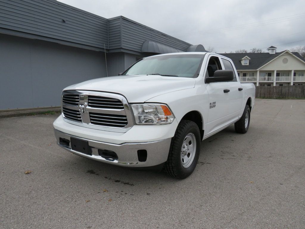 2016 Ram 1500 4WD Crew Cab 149" Tradesman - 22348225 - 1