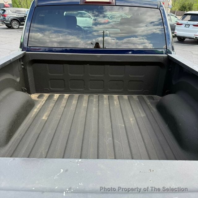 2016 Ram 1500 4WD CREW CAB EXPRESS W/EXPRESS PACKAGE & HEMI - 22996235 - 16